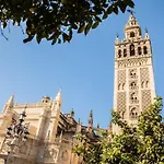 Plaza De Espana Deluxe Suites By Valcambre